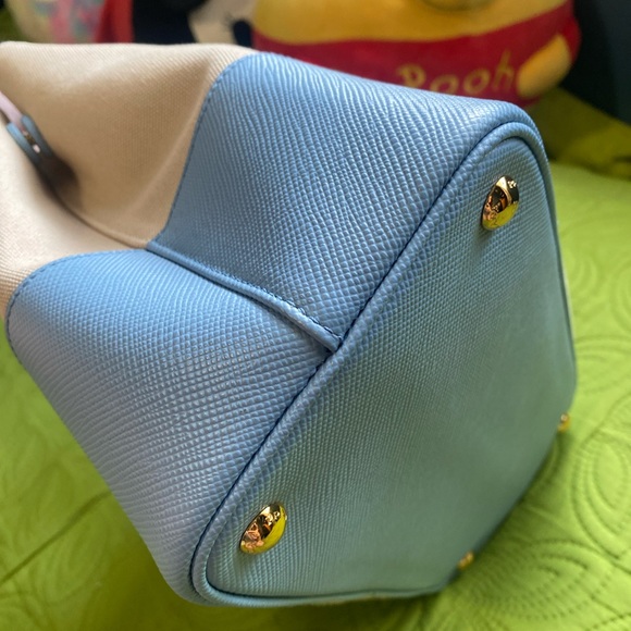 Prada two way Handbag - Picture 7 of 17